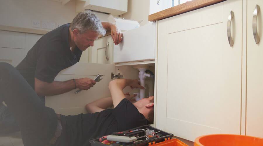 Professional burst pipe repair services in Kasbeer, IL